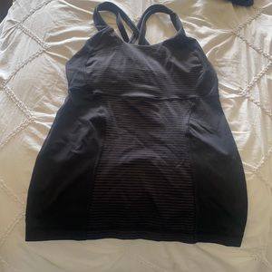 Lululemon training top Size 4